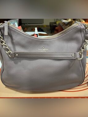 kate spade pebbled  Leather Chain-Handle taupe Hobo Bag EUC